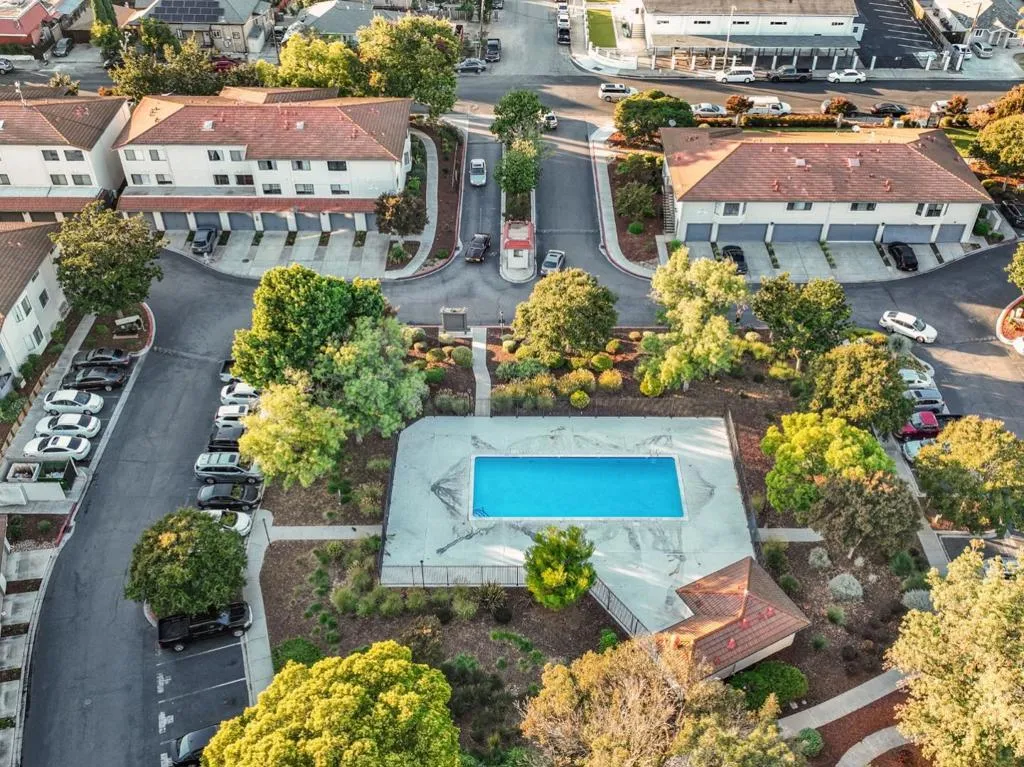 364 Kenbrook Circle, San Jose, California 95111 home-pic-47