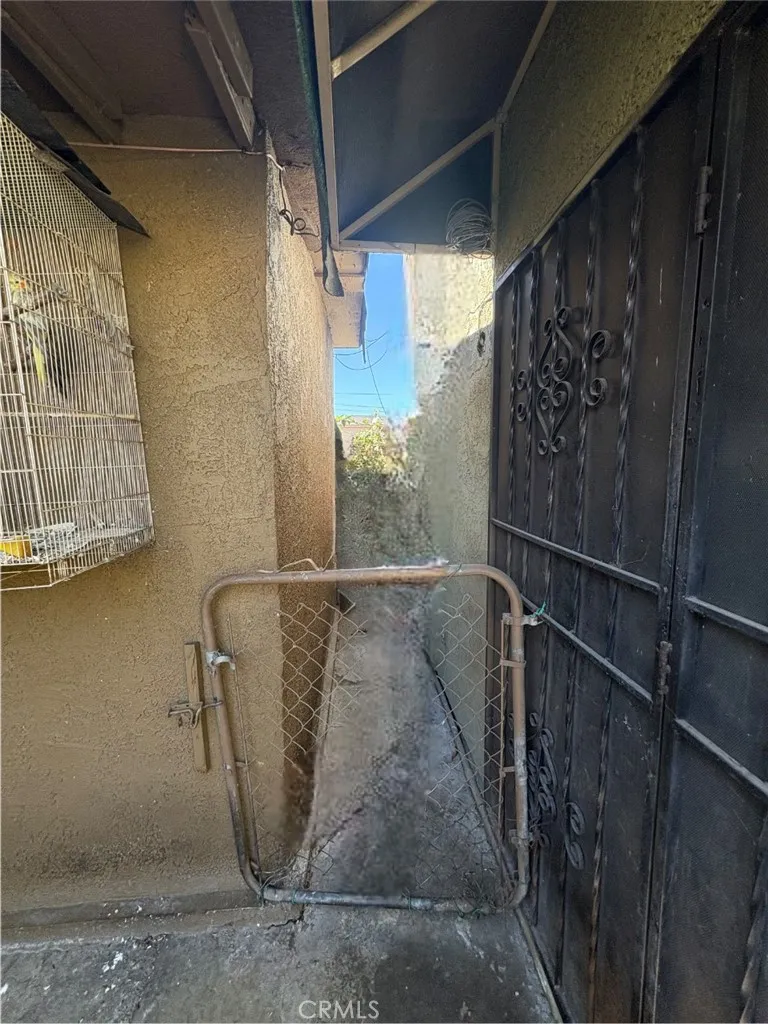 2110 E 113th, Los Angeles, California 90059 home-pic-21