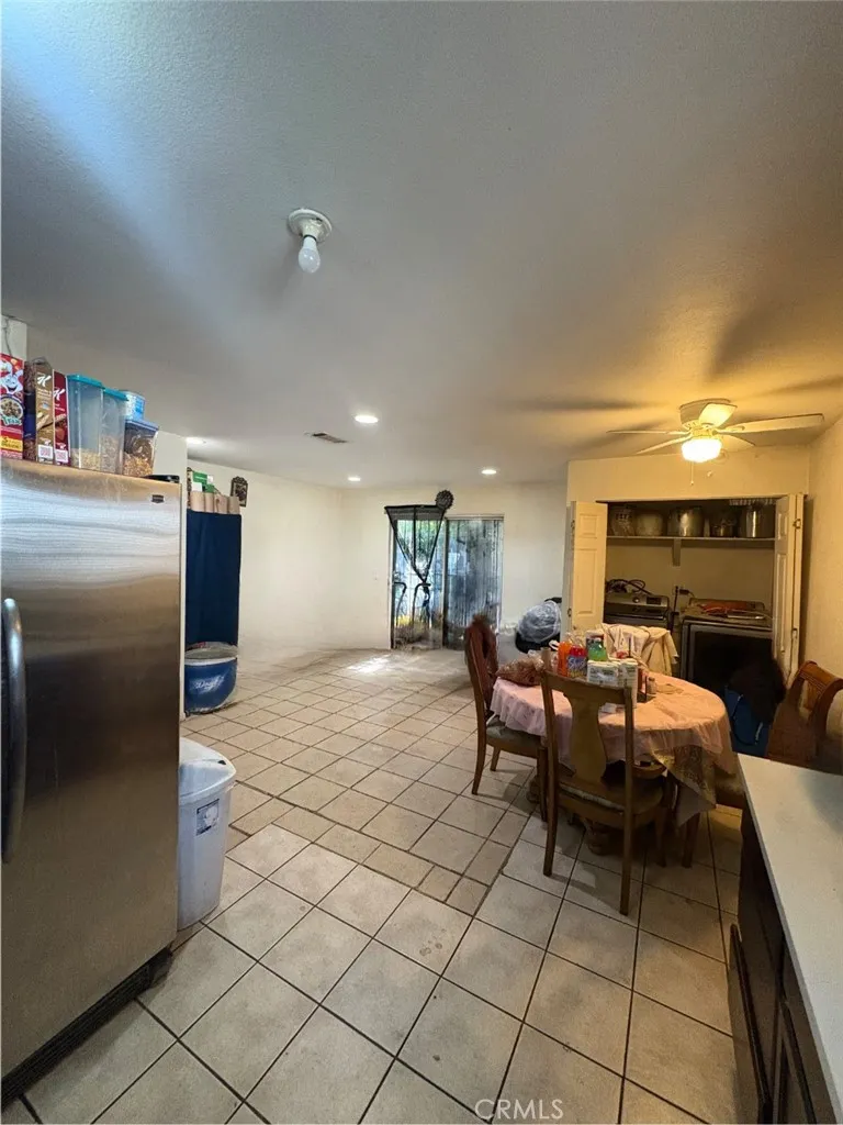 2110 E 113th, Los Angeles, California 90059 home-pic-16
