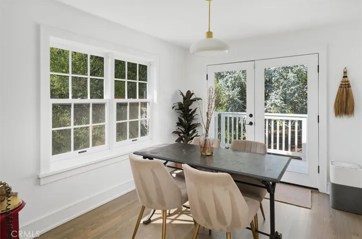 Breakfast Nook