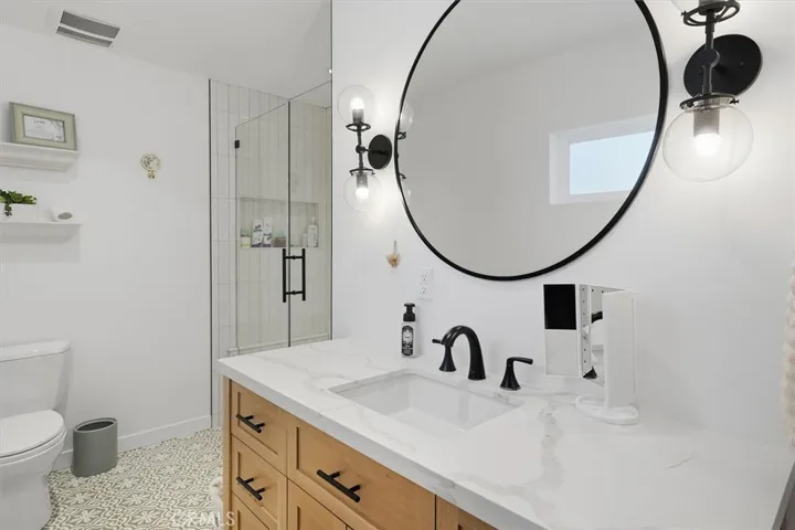 Main Level Bathroom #2
