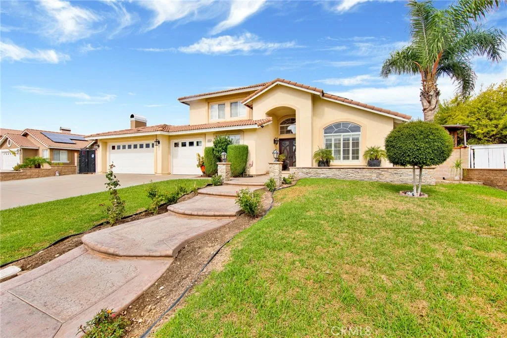 970 W Norwood Street, Rialto, California 92377 home-pic-1