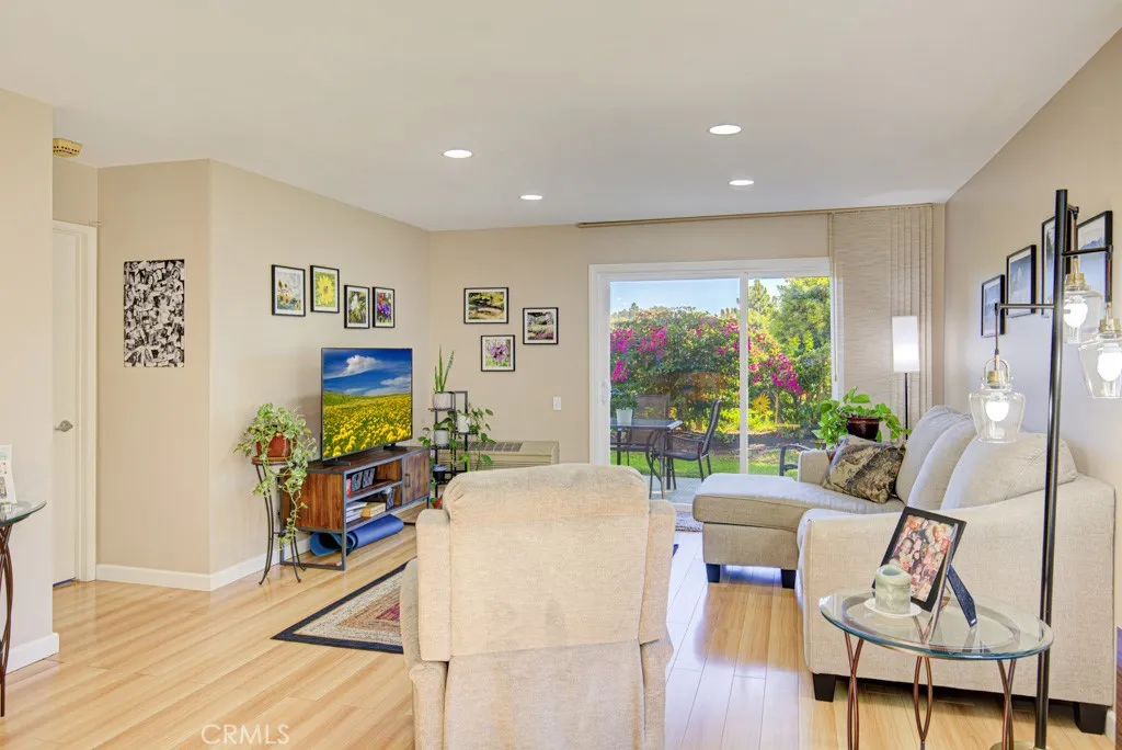 3338 Punta Alta 1g, Laguna Woods, California 92637 home-pic-4