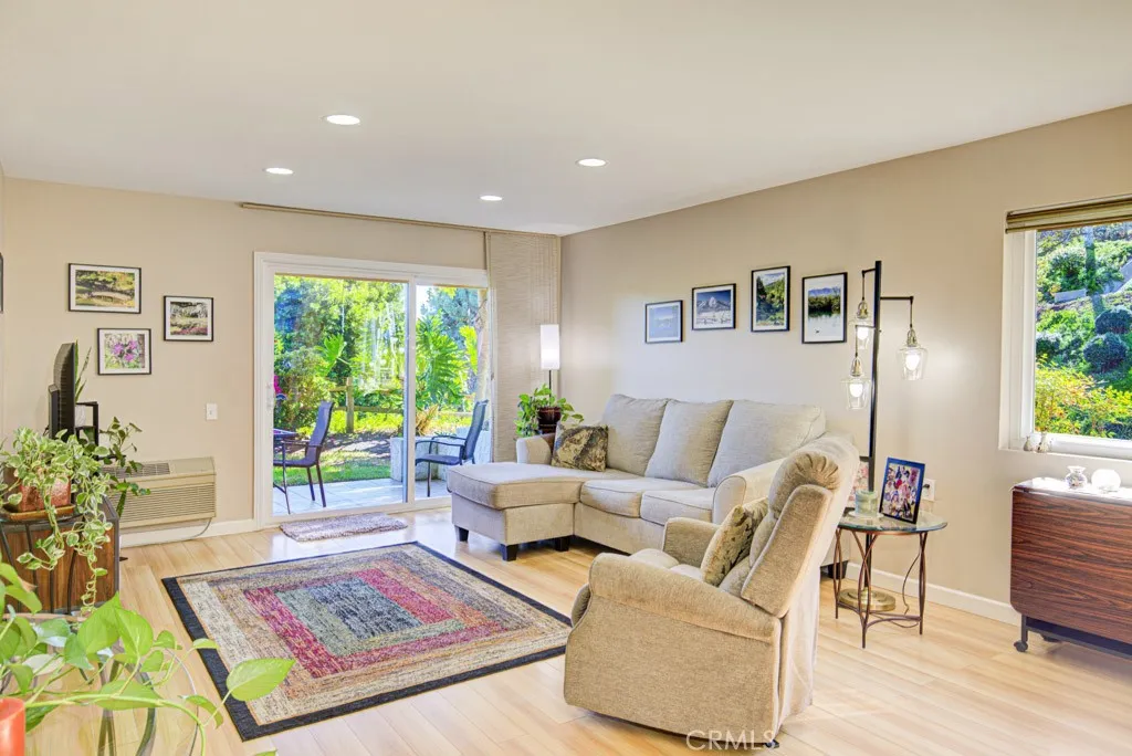 3338 Punta Alta 1g, Laguna Woods, California 92637 home-pic-3