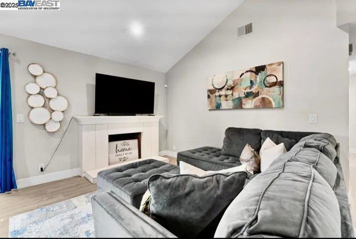 5399 Garrison Cir, San Jose, California 95123