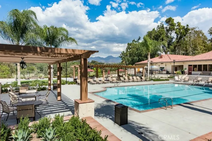 23821 Villena, Mission Viejo, California 92692