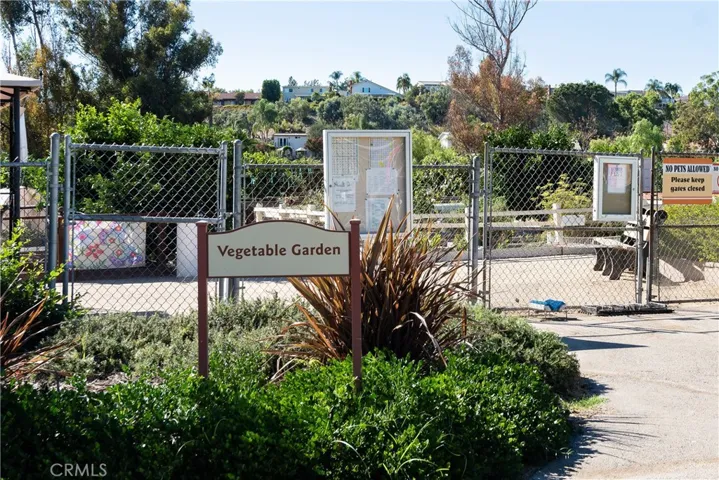 23821 Villena, Mission Viejo, California 92692