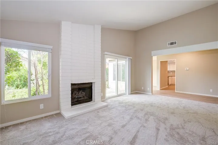 View 2 Livingroom