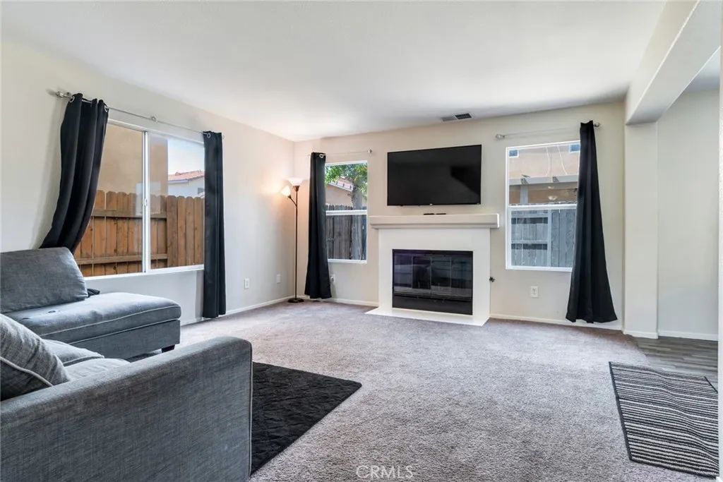 1113 Juniper Court, San Jacinto, California 92582 home-pic-1