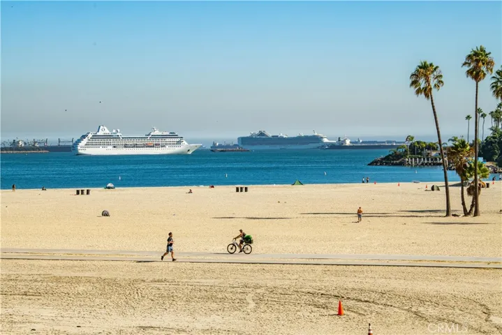 Area Beach & Exercise Path