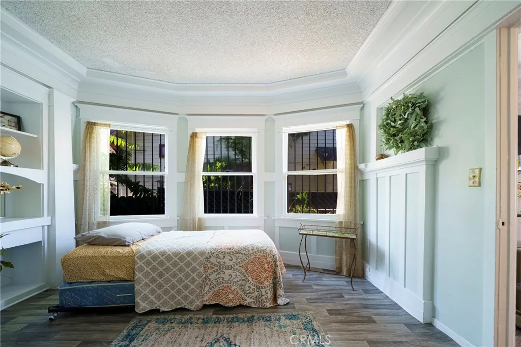 146 W Vernon, Los Angeles, California 90037 home-pic-10