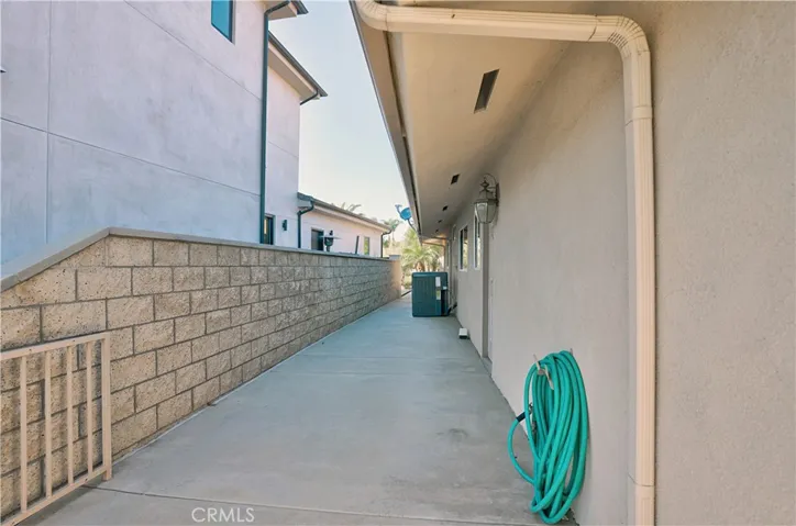 30489 Sea Horse Circle, Canyon Lake, California 92587