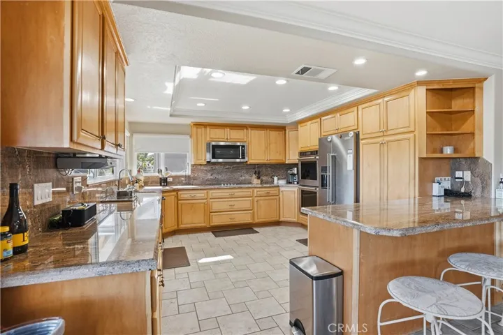 30489 Sea Horse Circle, Canyon Lake, California 92587