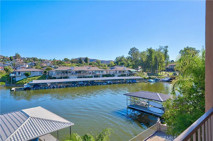 30489 Sea Horse Circle, Canyon Lake, California 92587