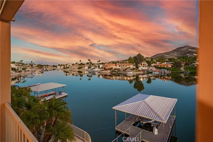 30489 Sea Horse Circle, Canyon Lake, California 92587