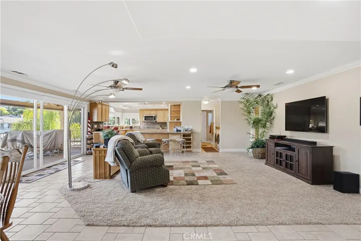 30489 Sea Horse Circle, Canyon Lake, California 92587