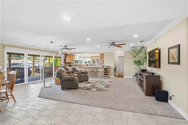 30489 Sea Horse Circle, Canyon Lake, California 92587