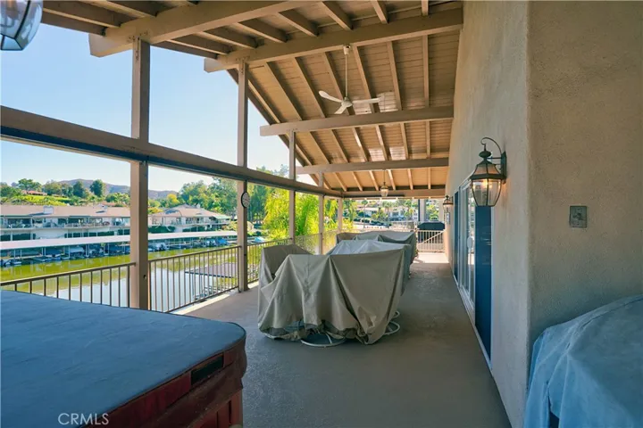 30489 Sea Horse Circle, Canyon Lake, California 92587