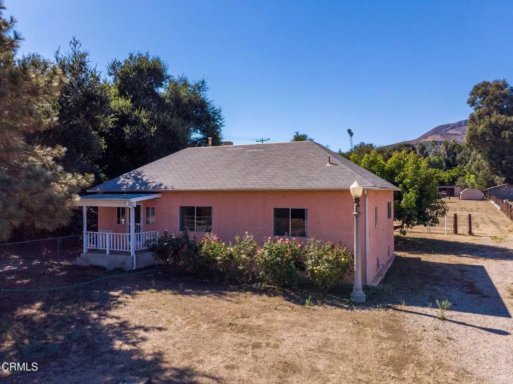 1585 Grand Avenue, Fillmore, California 93015 home-pic-1
