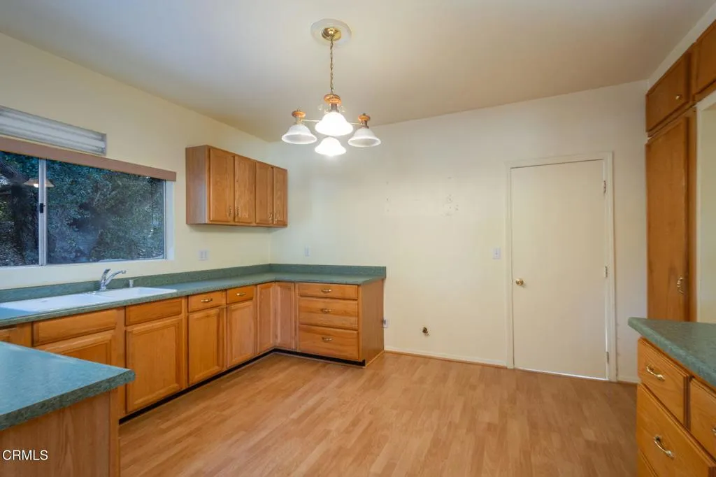 1585 Grand Avenue, Fillmore, California 93015 home-pic-8