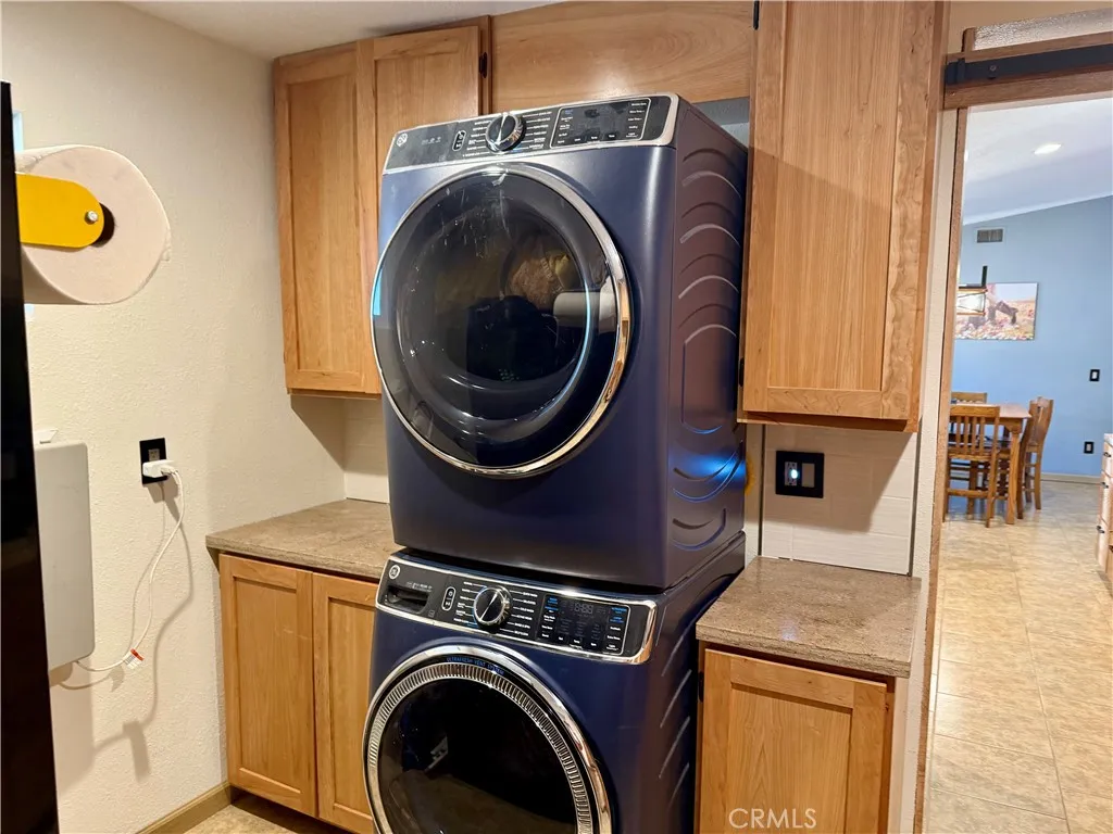 14868 Orange, Hesperia, California 92345 home-pic-8