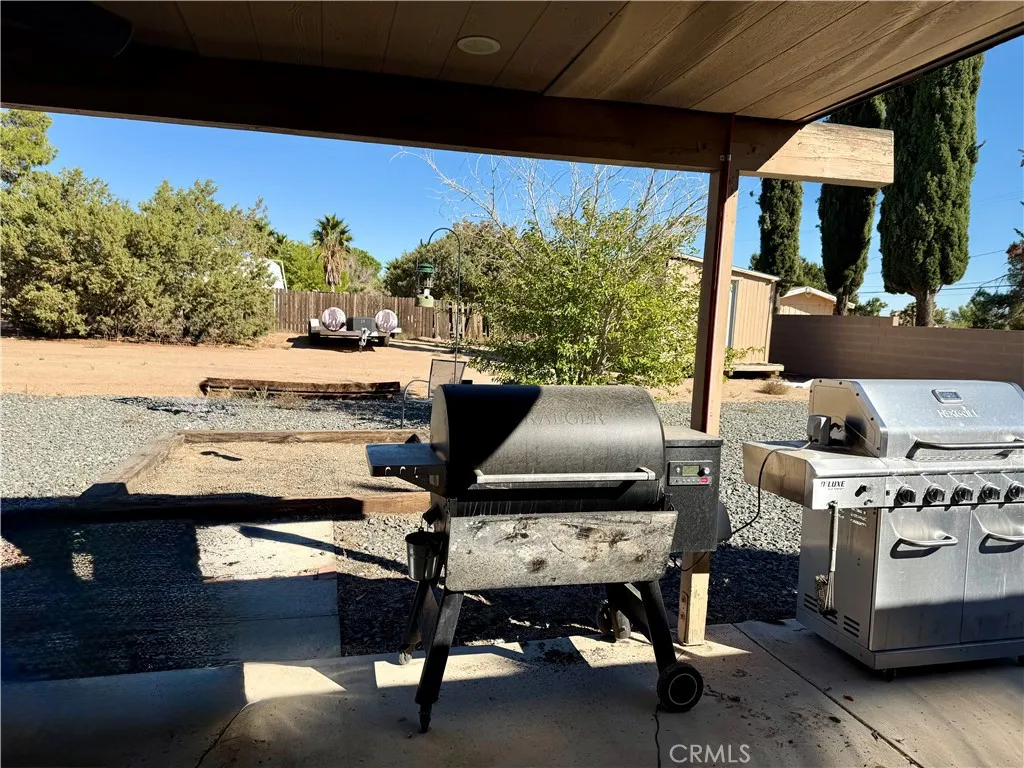 14868 Orange, Hesperia, California 92345 home-pic-24