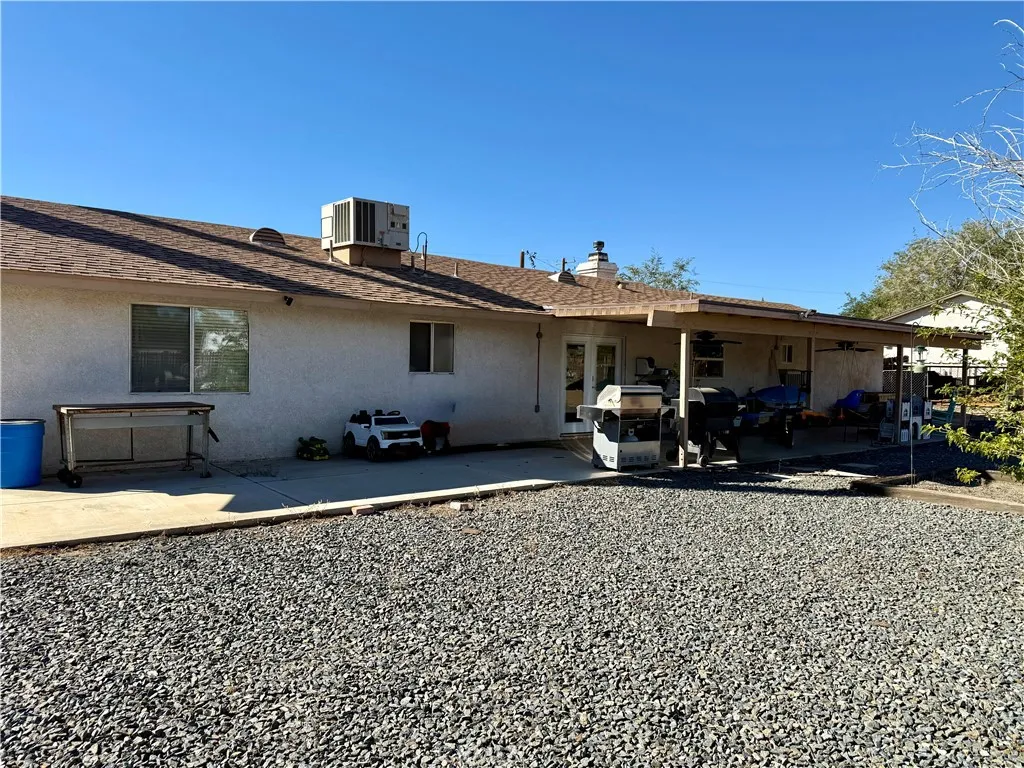 14868 Orange, Hesperia, California 92345 home-pic-26