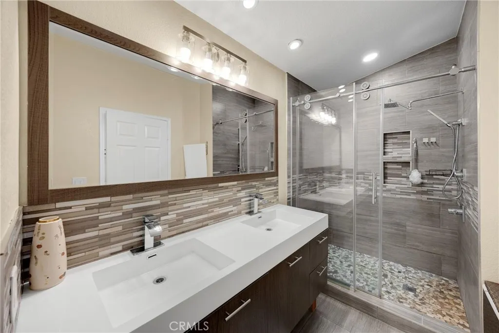 20700 Aspenwood, Diamond Bar, California 91789 home-pic-15