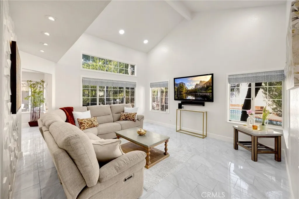 20700 Aspenwood, Diamond Bar, California 91789 home-pic-7
