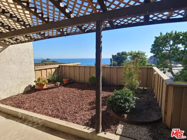 patio yard with views