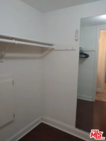 walk-in closet