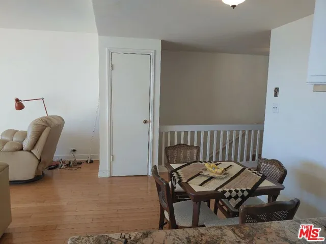dining area with views