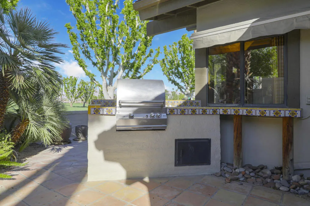 360 Running Springs Drive, Palm Desert, California 92211 home-pic-29