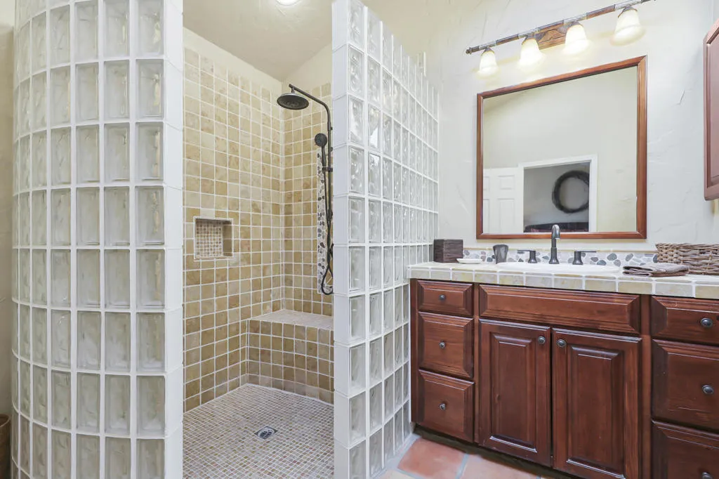 360 Running Springs Drive, Palm Desert, California 92211 home-pic-23