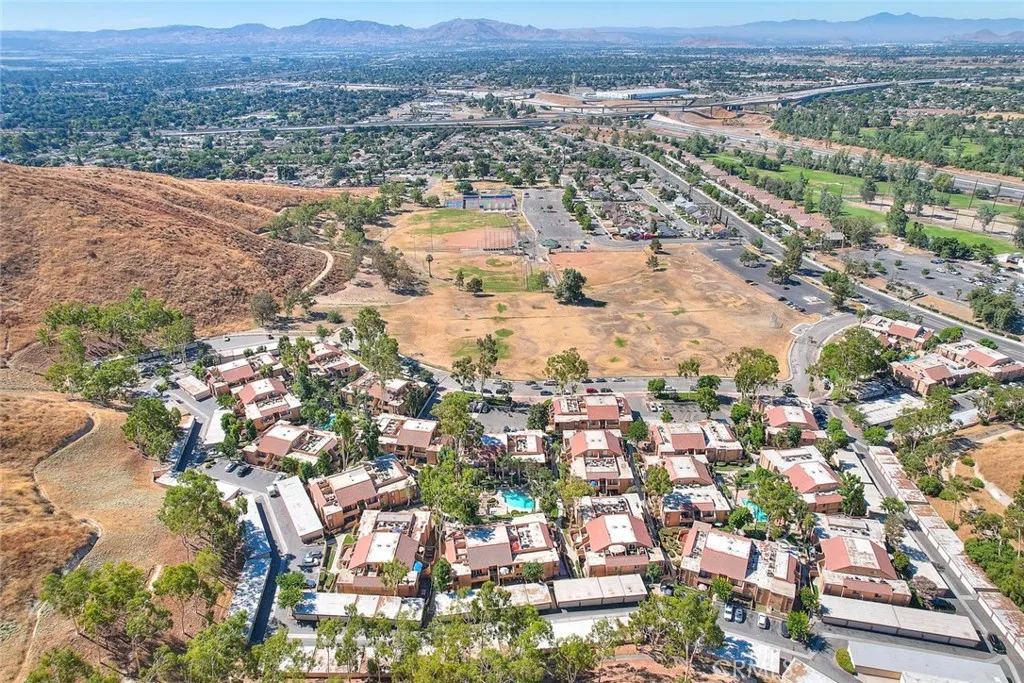 1440 W Edgehill, San Bernardino, California 92405 home-pic-18