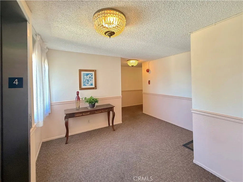 2805 E 3rd 21, Long Beach, California 90814 home-pic-2