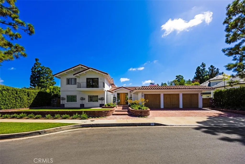 38 Royal Saint George, Newport Beach, California 92660 home-pic-3