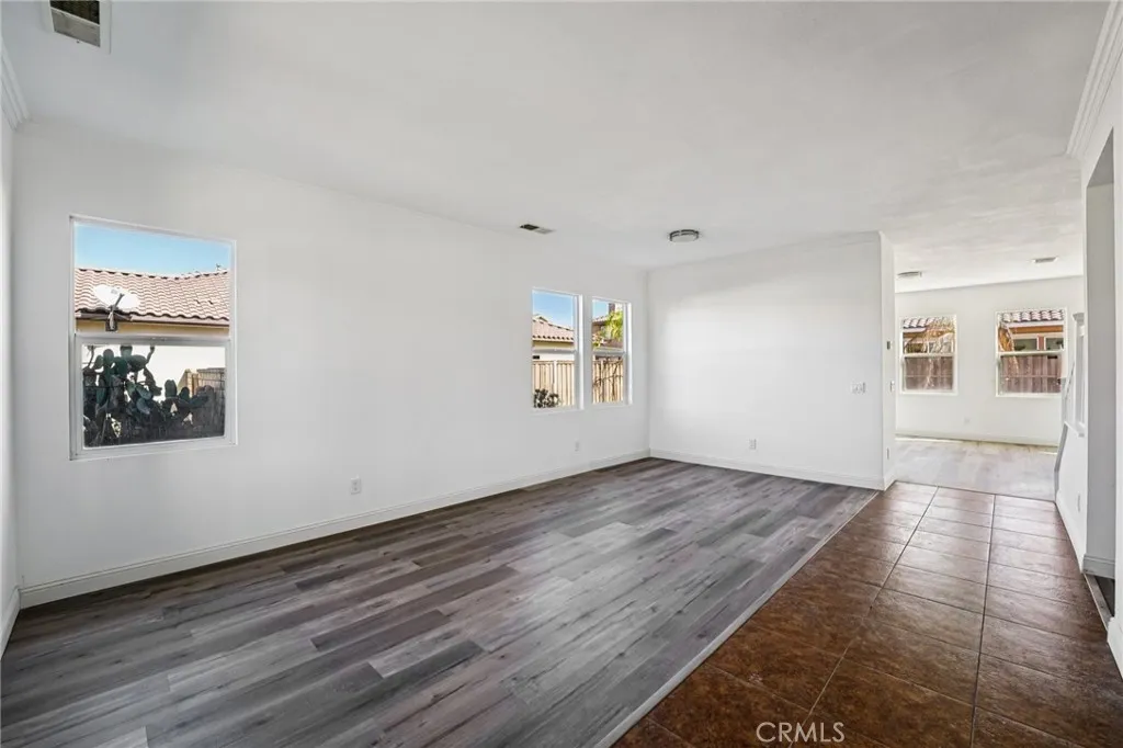 974 Paintbrush Trail, Hemet, California 92545 home-pic-3