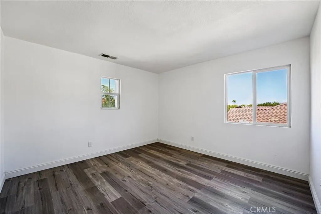 974 Paintbrush Trail, Hemet, California 92545 home-pic-18