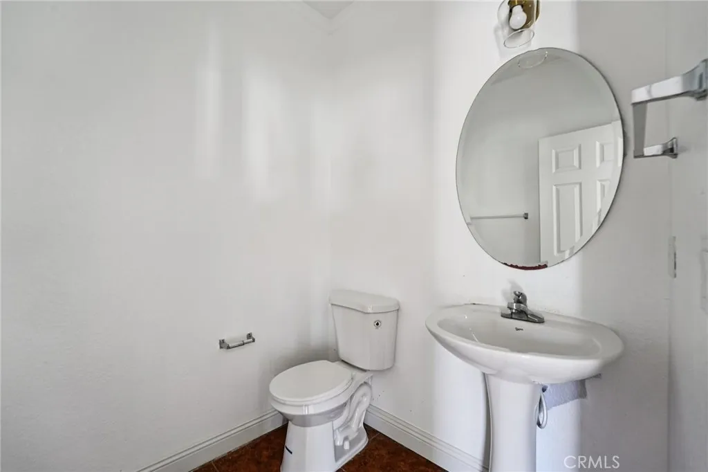 974 Paintbrush Trail, Hemet, California 92545 home-pic-12