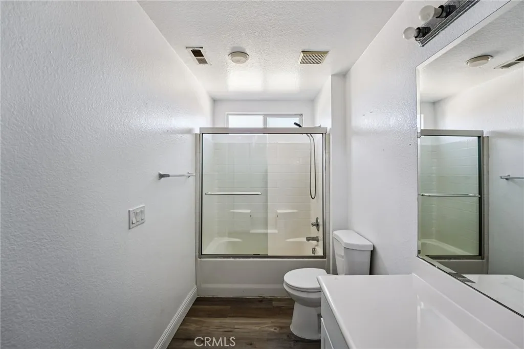 974 Paintbrush Trail, Hemet, California 92545 home-pic-22