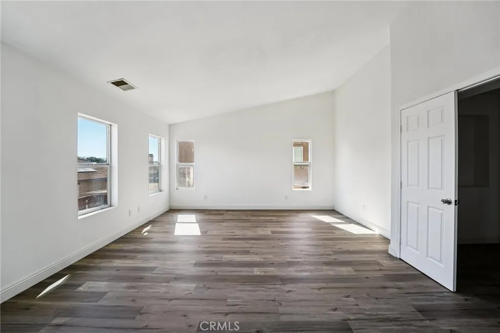 974 Paintbrush Trail, Hemet, California 92545 home-pic-25