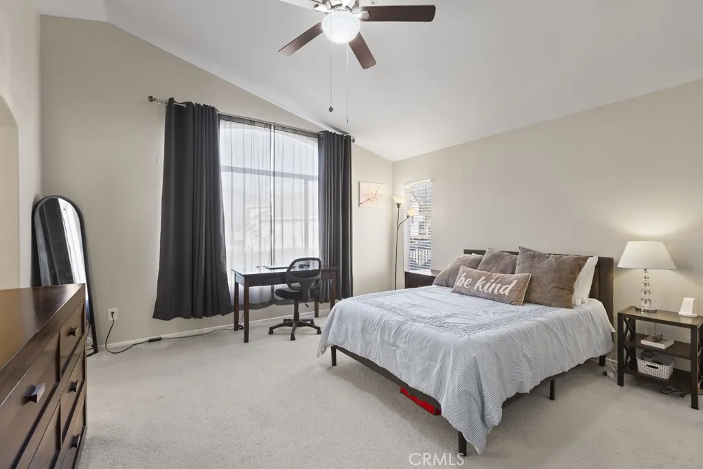 14874 Southend, Fontana, California 92336 home-pic-27