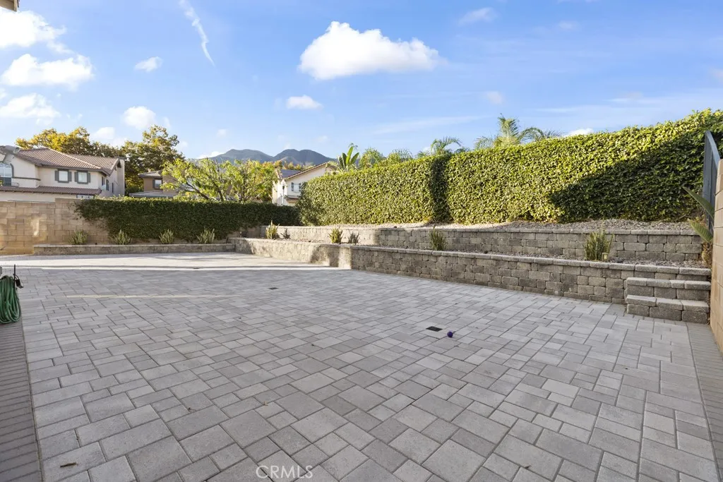 14874 Southend, Fontana, California 92336 home-pic-40