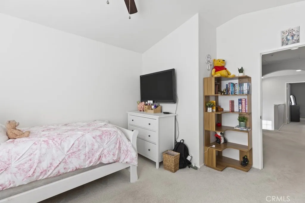 14874 Southend, Fontana, California 92336 home-pic-37