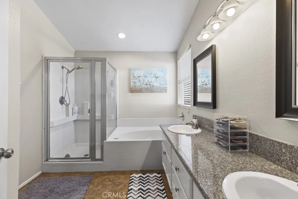 14874 Southend, Fontana, California 92336 home-pic-29