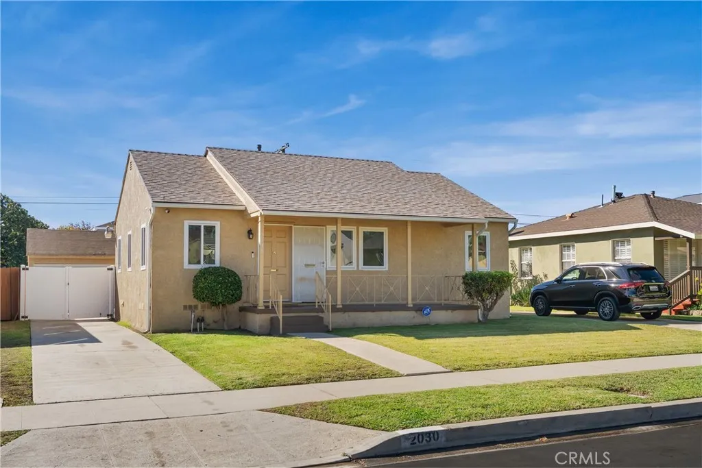2030 W 95th, Los Angeles, California 90047 home-pic-2