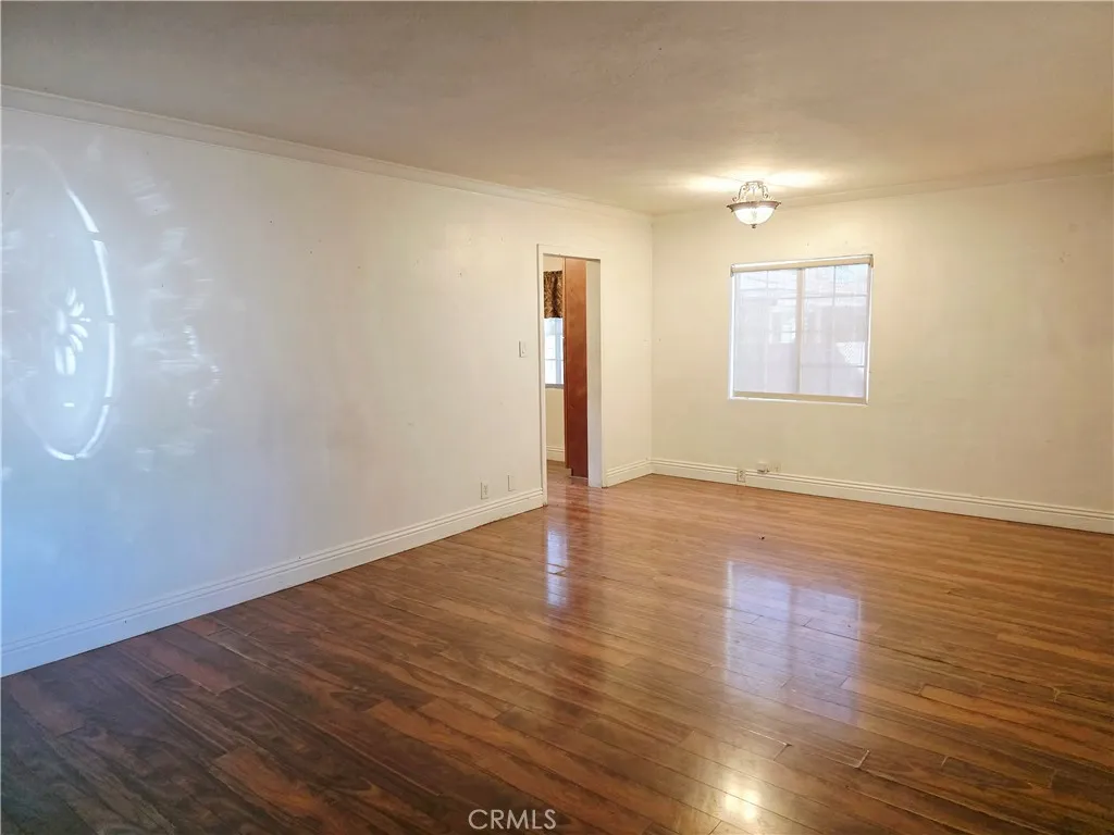 1110 W Cubbon, Santa Ana, California 92703 home-pic-10