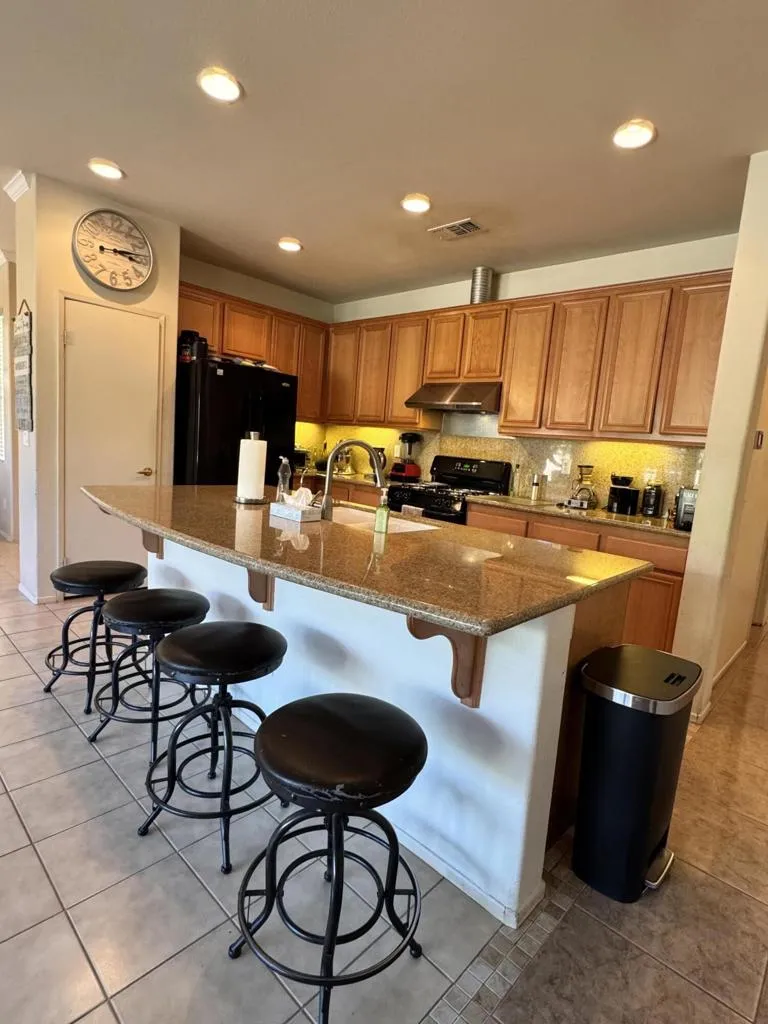 82774 Matthau Drive, Indio, California 92201 home-pic-32