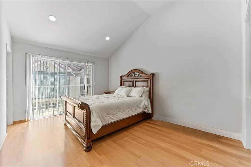 1213 W 168th Street C, Gardena, California 90247 home-pic-17